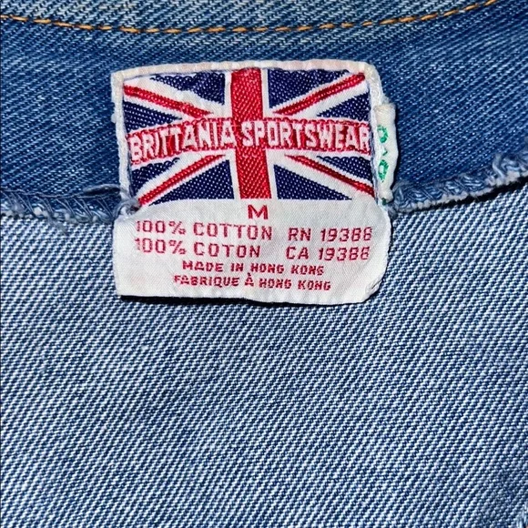 Vintage Denim Vest with Button Closure - Picture 2 of 3